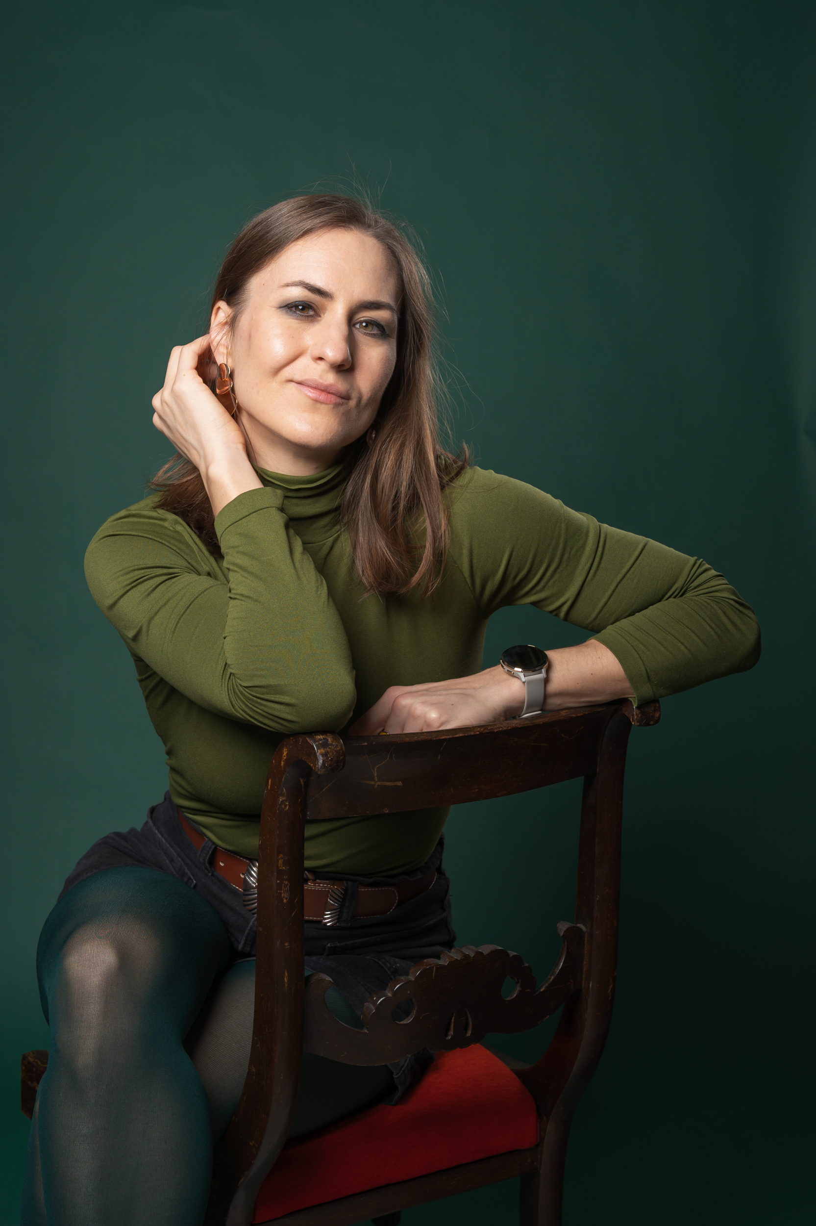 Elvina Kulinicenko — portrait photographer, Berlin Kreuzberg